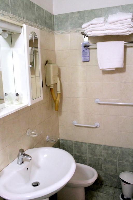 Affittacamere La Noce Chivasso Bagian luar foto